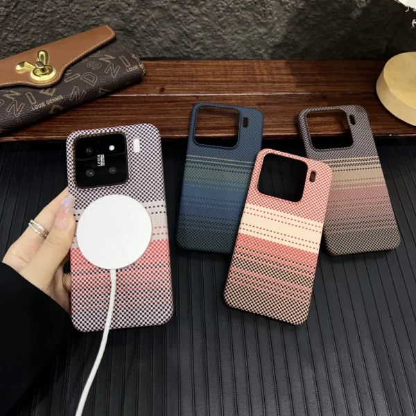 Carbon Fibre Splicing Colors Phone Case For Xiaomi 15 Pro 15Pro Ultra MI15 Luxury Magnetic Frameless Business Shockproof Cover - Image 5