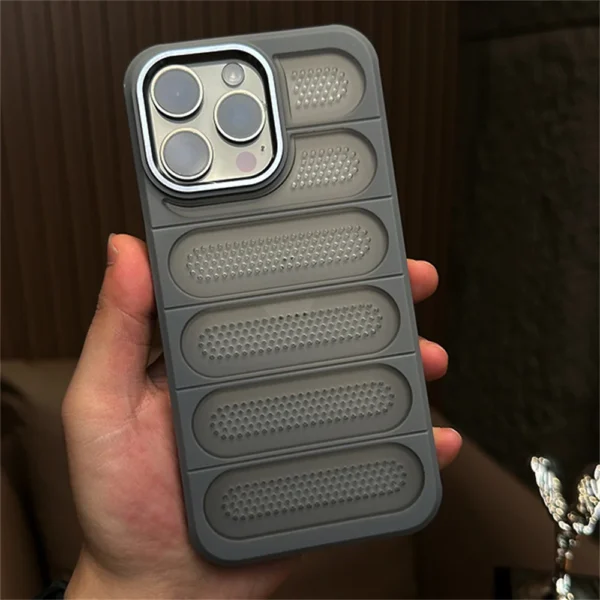 Luxury Shockproof Matte Cooling Holes Armor Case For iPhone 16 15 14 13 12 Pro Max Plus 11 TPU PC Bumper Metal Hybrid Cover Capa - Image 2