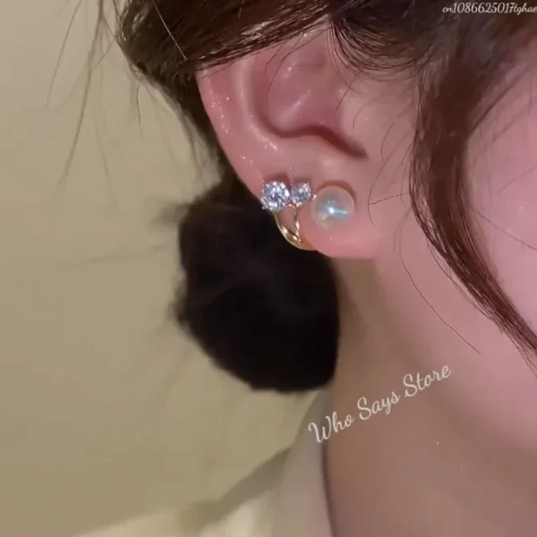 Korean Pearl Earrings for Women Metal Crystal Stud Earrings Niche Design High End Luxury 2025 New Trendy Temperament Earrings - Image 3