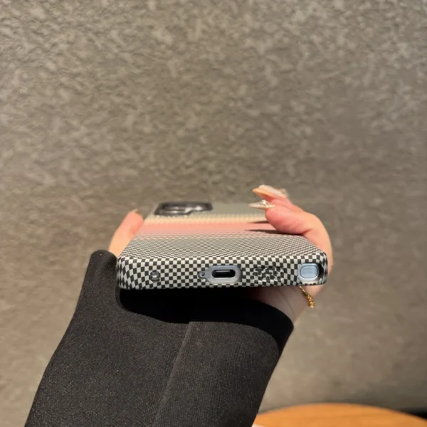 Mountain Carbon Fiber Kevlar Pattern Plastic Case For Samsung S25 S24 S23 Ultra Plus For Magsafe Magnetic Wireless Charge Cover - Image 4