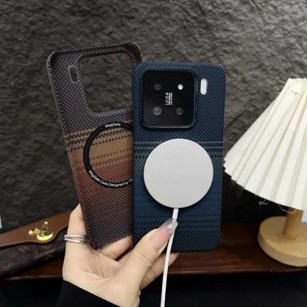 Carbon Fibre Splicing Colors Phone Case For Xiaomi 15 Pro 15Pro Ultra MI15 Luxury Magnetic Frameless Business Shockproof Cover - Image 6