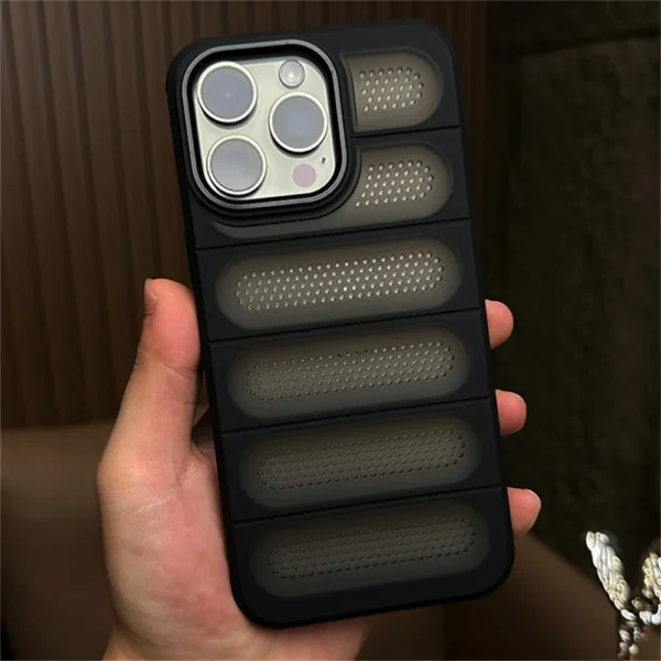 Luxury Shockproof Matte Cooling Holes Armor Case For iPhone 16 15 14 13 12 Pro Max Plus 11 TPU PC Bumper Metal Hybrid Cover Capa