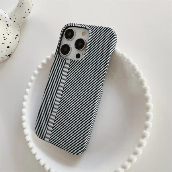Luxury Carbon Fiber Pattern Cooling Case for iPhone 16 15 14 Plus 13 12 11 Pro Max Mini Shockproof Ultra Thin PC Shell Capa - Image 4