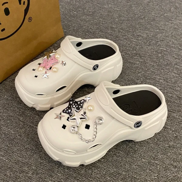Women's Summer Breathable, Non-Slip, Lightweight and Comfortable, Versatile Star Decoration, Simple Style Clogs - Image 3