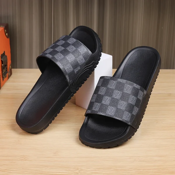 Fashion Men's Slide Sandals Soft Comfortable Non-Slip Slippers Indoor Outdoor Bathroom Beach Shoes Quick-Dry EVA Lightweight