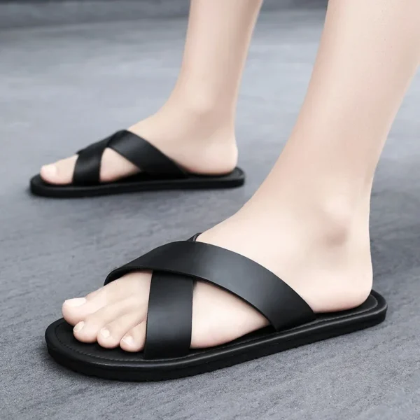 New Men Concise Lightweight Casual Slippers Summer Outdoor Soft Sole Comfort Flat Sole Sandals Beach Shoes Fashion Trend Sandals - Image 4