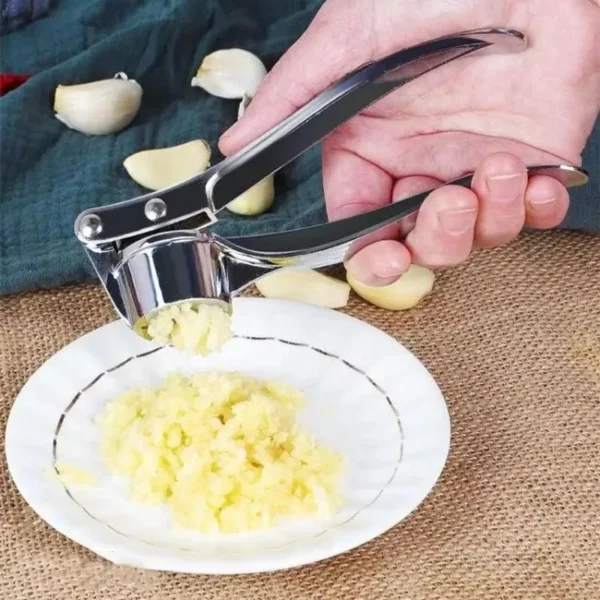 Garlic Press Anti-Skid Thickened Garlic Clip Multifunctional Zinc Alloy Stainless Steel Manual Pull Type Garlic Punch - Image 2