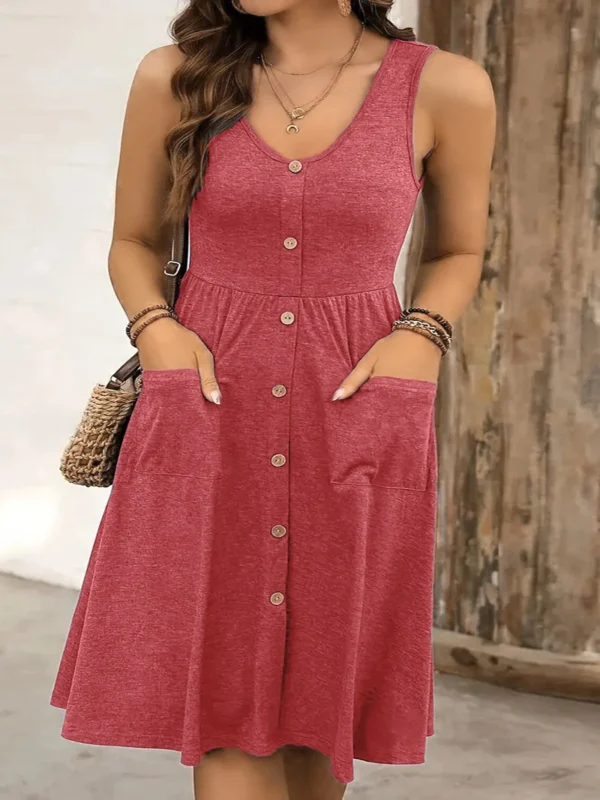 Plus-size summer tank dress with pockets and button details, slimming waist, solid color V-neck sleeveless knee-length skirt - Image 3