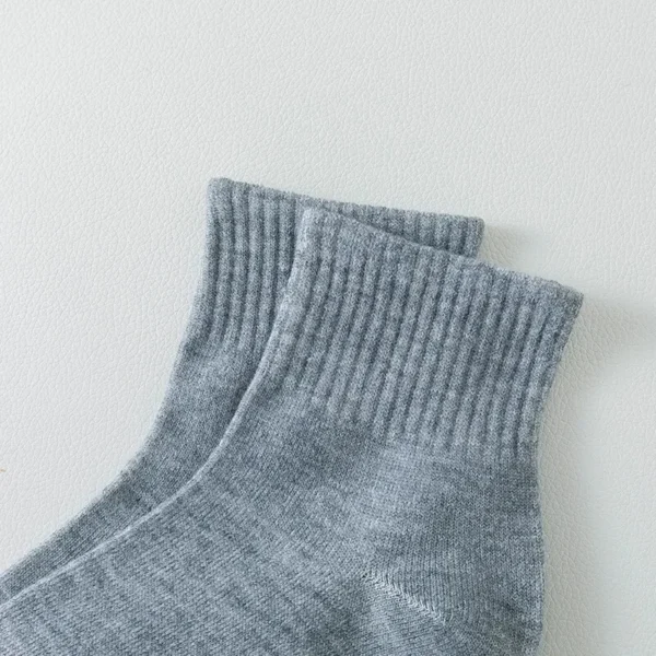 4/5/8/10/20 Pairs of MEN'S AND WOMEN'S Black Cotton Business Mid Length Soft and Warm Autumn/winter Solid Color Casual Socks - Image 6