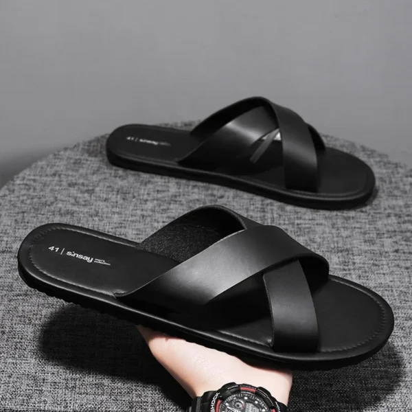 New Men Concise Lightweight Casual Slippers Summer Outdoor Soft Sole Comfort Flat Sole Sandals Beach Shoes Fashion Trend Sandals - Image 3