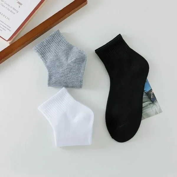 4/5/8/10/20 Pairs of MEN'S AND WOMEN'S Black Cotton Business Mid Length Soft and Warm Autumn/winter Solid Color Casual Socks - Image 2