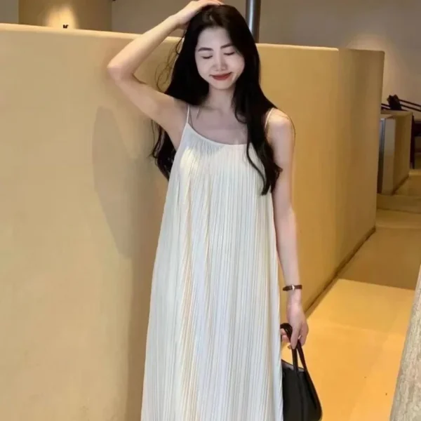 Summer 2025 plus Size Women's French Style Strap Dress Pleated Loose Long Dress Lazy Style Solid Color Maxi Dress Elegant Feelin - Image 6