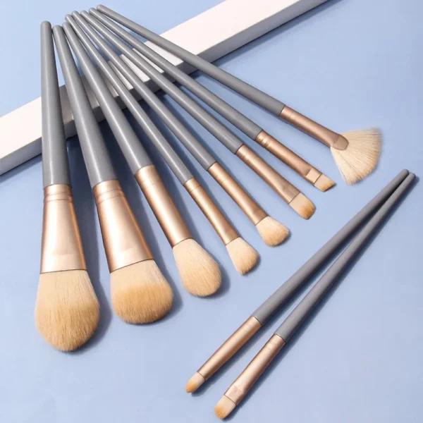 10 Pcs Makeup Brush Set - Professional Cosmetic Brushes for Foundation, Concealer, Powder, Blush, Eyeshadow, Vegan Cruelty-Free - Image 4