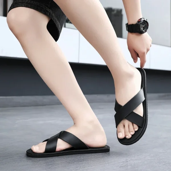 New Men Concise Lightweight Casual Slippers Summer Outdoor Soft Sole Comfort Flat Sole Sandals Beach Shoes Fashion Trend Sandals - Image 6
