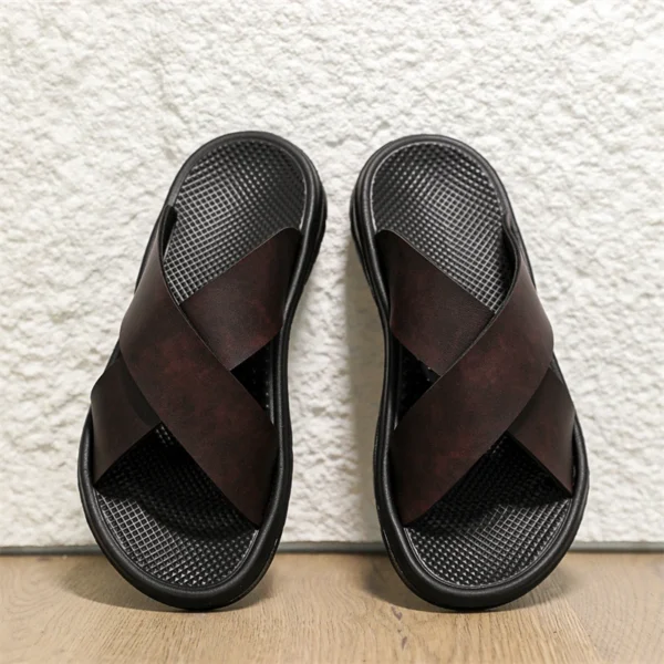 2025 New Men's Slippers Genuine Leather Sandals for Men Casual Non-Slip Beach Shoes Fashion Soft Soled Flip Flops Men Flat Shoes - Image 8